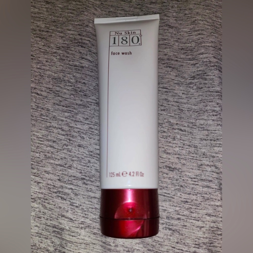 NU SKIN 180 Face Wash